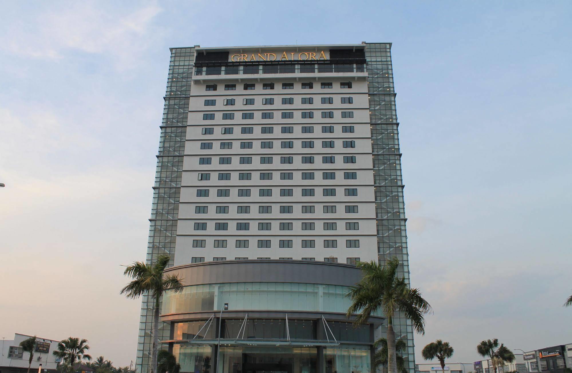 Grand Alora Hotel Alor Setar Esterno foto