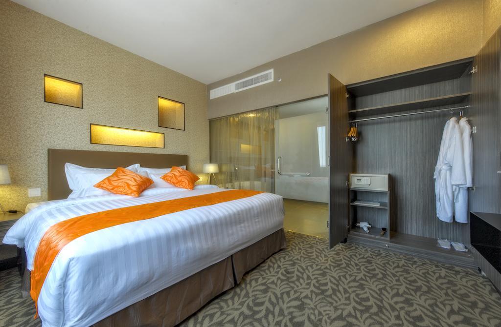 Grand Alora Hotel Alor Setar Esterno foto