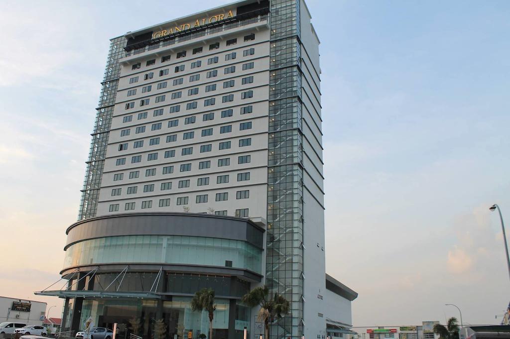 Grand Alora Hotel Alor Setar Esterno foto